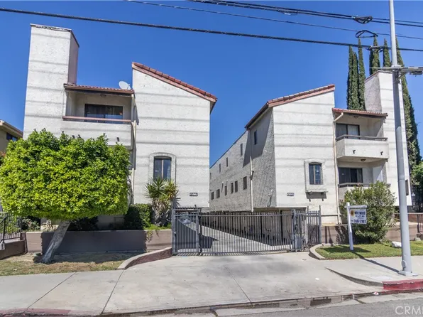 13203 Vanowen St APT 8, North Hollywood, CA 91605