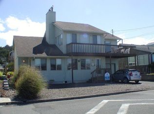 3844 NW Jetty Ave, Lincoln City, OR
