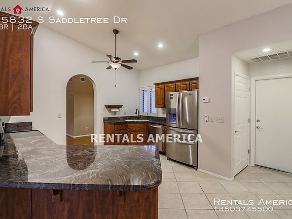 4th image of 25832 S Saddletree Dr