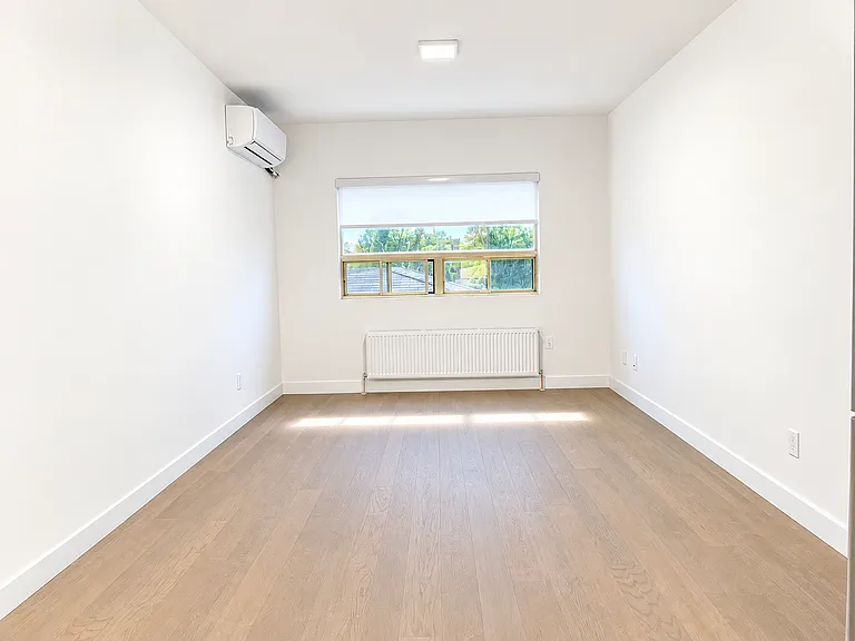 478 Caledonia Rd — Photo 8