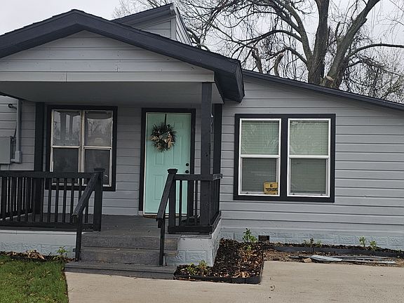4th image of 715 Sabine St