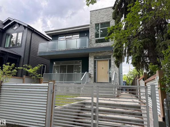 10506 68th Ave NW, Edmonton, AB T6H 2B1
