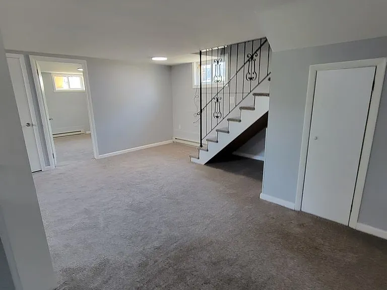 205 Carbaugh Dr — Photo 6