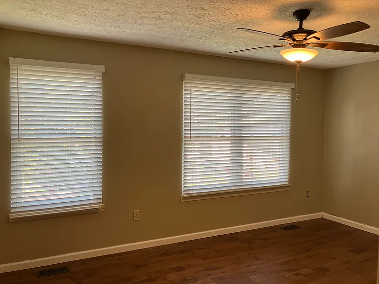 8437 Bedford Rd — Photo 4