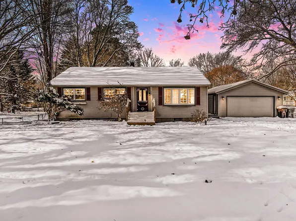 565 N Marshall Ave, Marshall, MI 49068