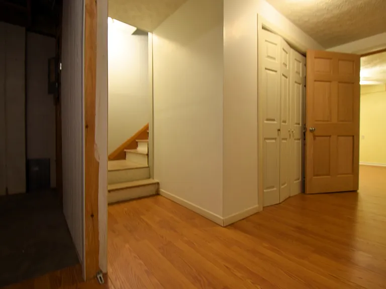 1136 Anthrop Dr — Photo 16