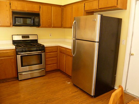2nd image of 2217 N Garden Dr