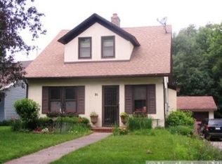 91 Quail St, Saint Paul, MN 55115