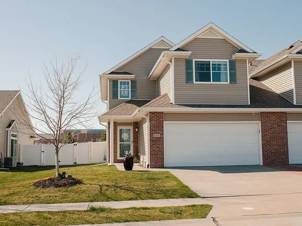 8531 Ridge Hollow Dr, Lincoln, NE 68526