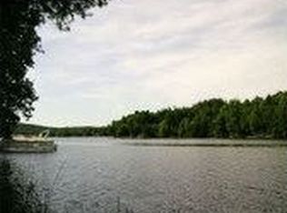 35 Brainard Ln, Monmouth, ME 04259