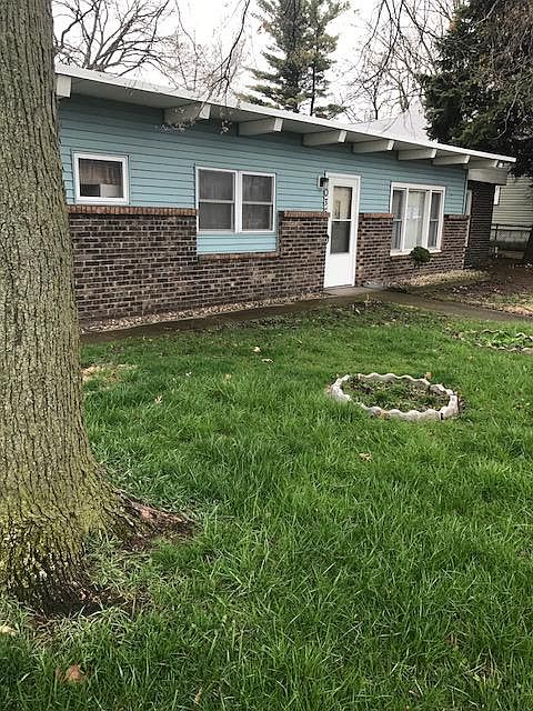 1st image of 2035 Fairview Ave