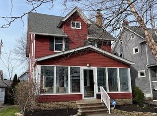 17516 Fries Ave, Lakewood, OH 44107