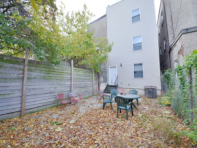 1845 N 17th St — Photo 3