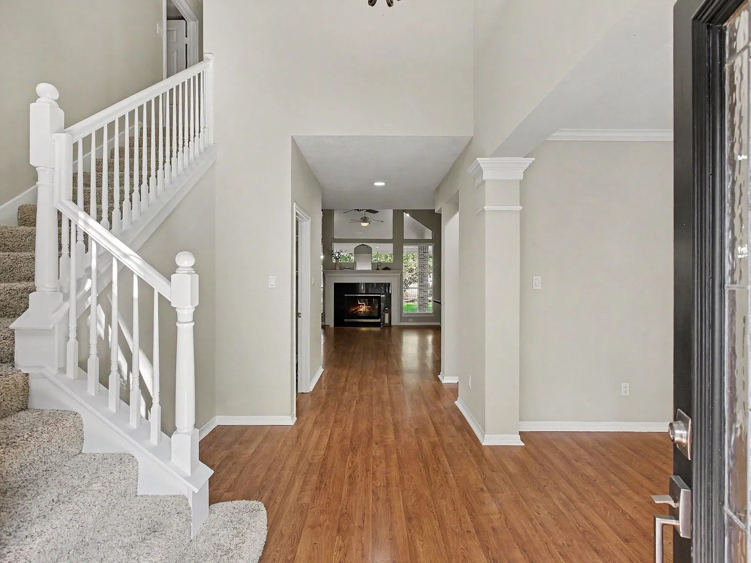 4 bed, 2.5 bath, 3002 sqft, $3,950 — Photo 2