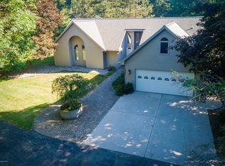 14640 Squaw Ln, Big Rapids, MI