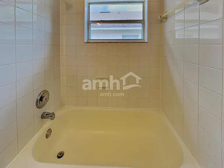 950 Woodsong Way — Photo 16