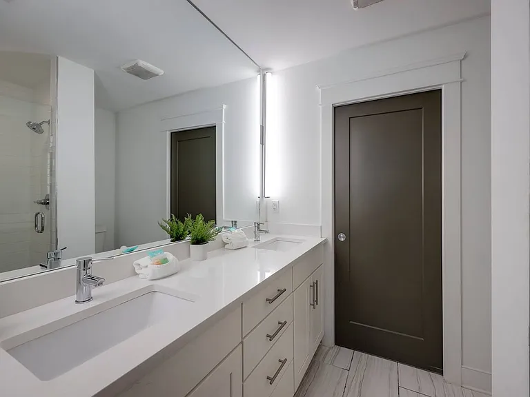 6511 Robertson Ave #13 — Photo 11