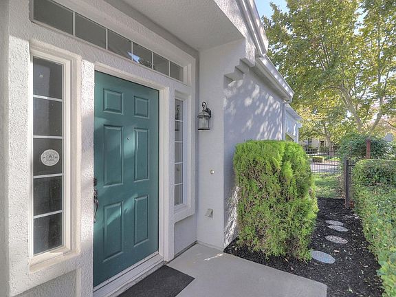 5th image of 783 Oakhill Way