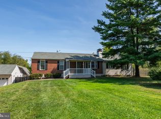 137 School Dr, Kintnersville, PA 18930