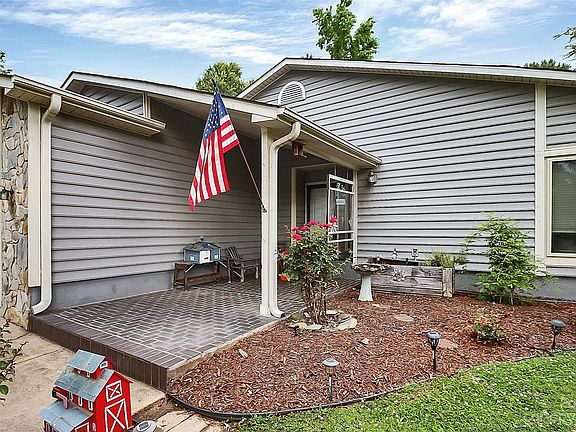4th image of 6307 Ellesmere Ct