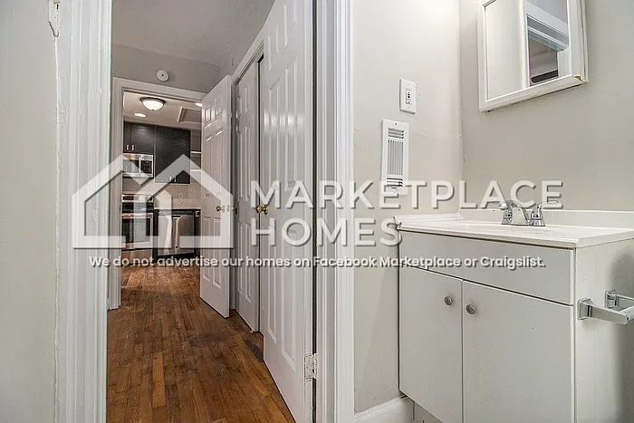 517 Woodward Ave SE — Photo 14