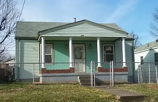 1114 Lincoln Ave — Photo 1