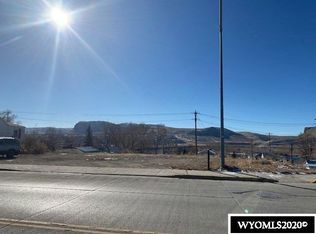645 W Flaming Gorge Way, Green River, WY 82935