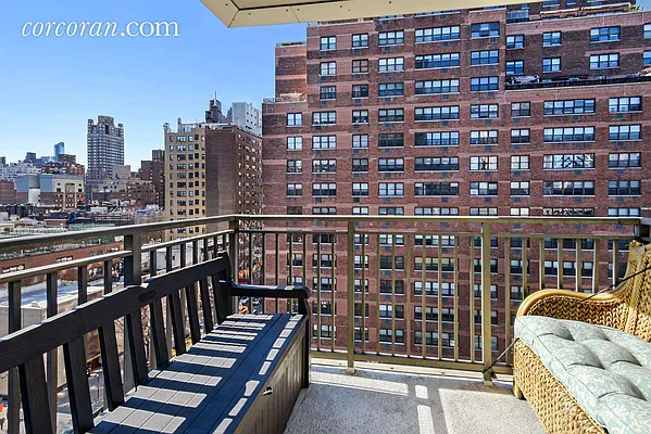 Rented by Corcoran | media 16
