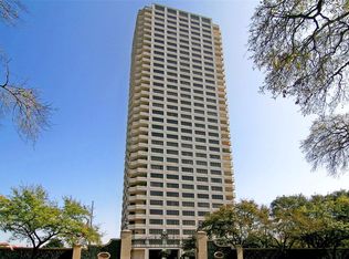 2121 Kirby Dr #1MSW, Houston, TX 77019