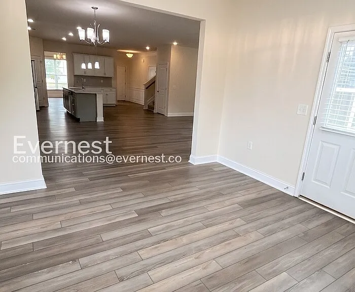 8436 Jordan Meadow Dr — Photo 10