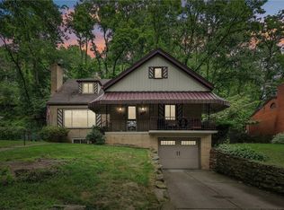 1931 Hampstead Dr, Pittsburgh, PA 15235