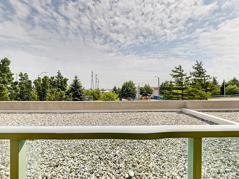 11 Oneida Cres #211 — Photo 22