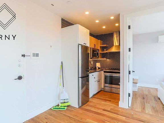 3rd image of 310 Saint Nicholas Ave #3AA