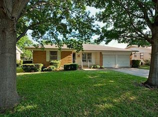 2122 Lynbrook Ln, Garland, TX 75041