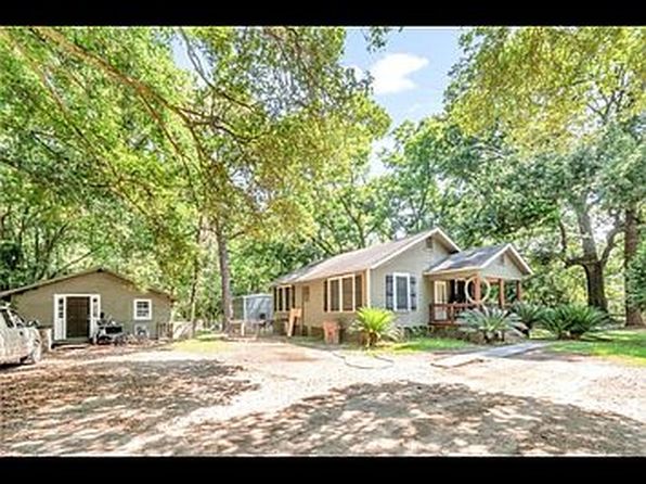 2516 Club House Rd