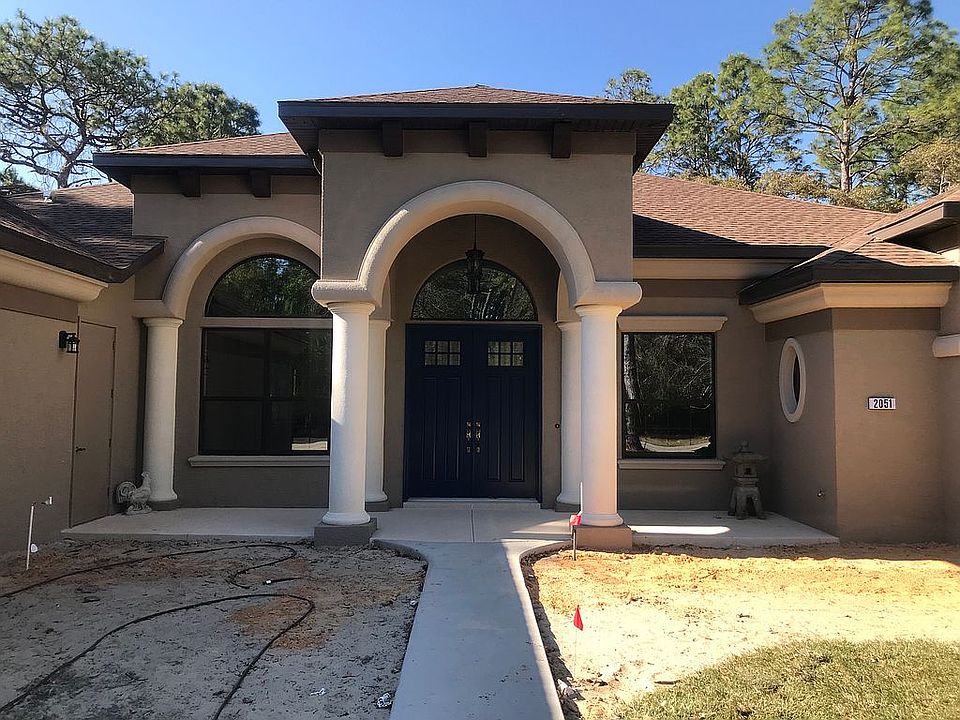 1st image of 2051 W Huntington Dr