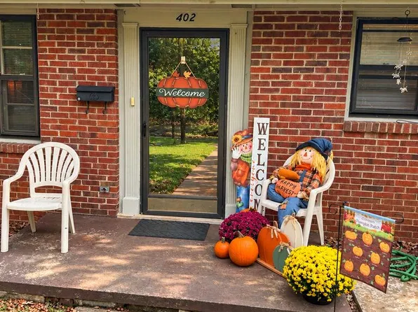 402 Pond St, Martinsville, VA 24112