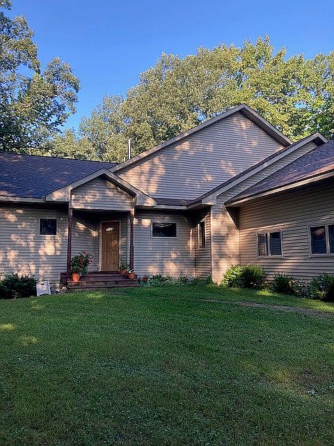 1st image of 1656 White Oak Ln