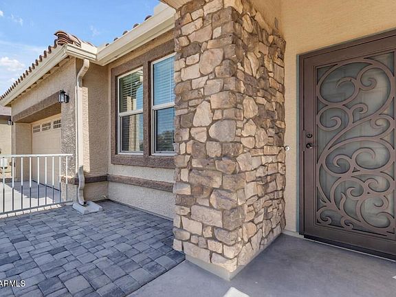 2nd image of 18076 W REDWOOD Lane
