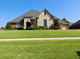 3710 NE Eastlake Dr, Lawton, OK 73507