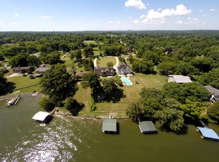 3207 Lakeshore Dr, Old Hickory, TN 37138