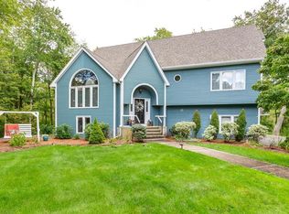 25 Huckleberry Ln, Canton, MA 02021
