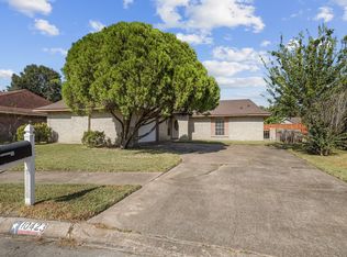 10423 Sageburrow Dr, Houston, TX 77089