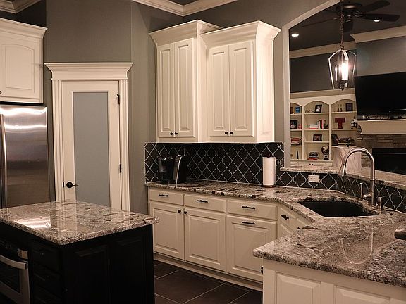 5th image of 6501 W Hearth Bay
