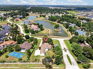 17027 Champions Lakeway, Tomball, TX 77375