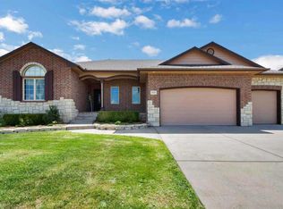 1056 N Beau Jardin St, Derby, KS 67037