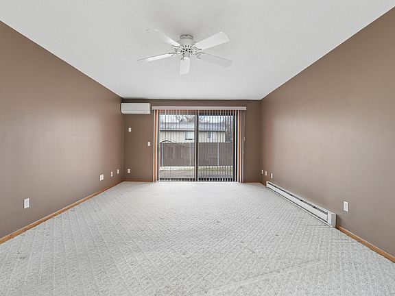 3rd image of 831 Cedar Ct #9A