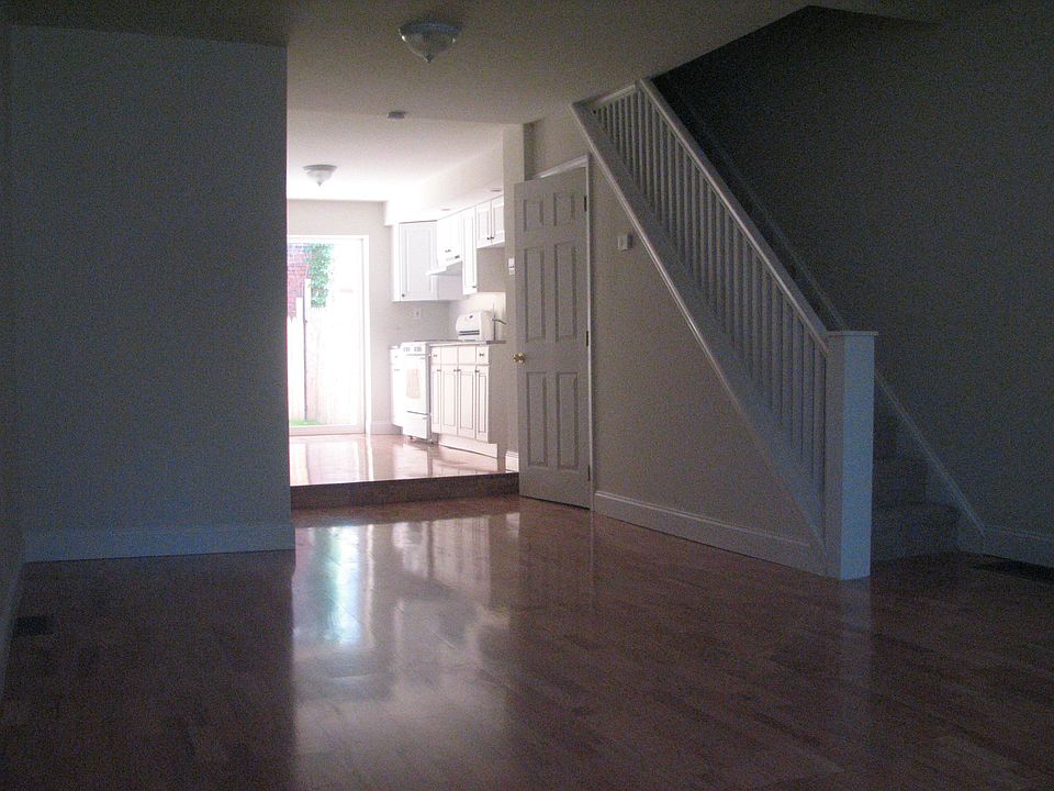 2nd image of 522 McKean St