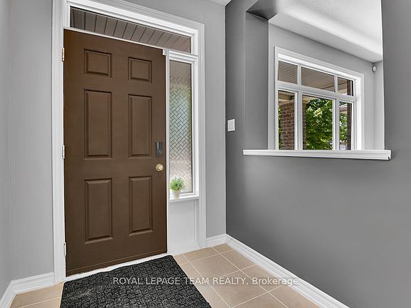 5th image of 763 Long Point Cir