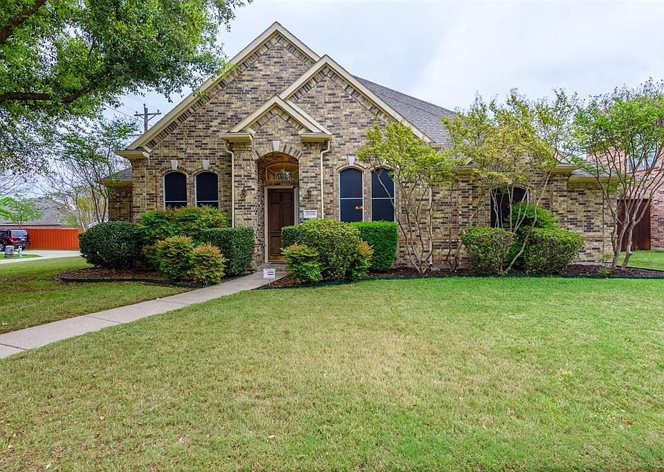 1st image of 2036 Bosbury Dr